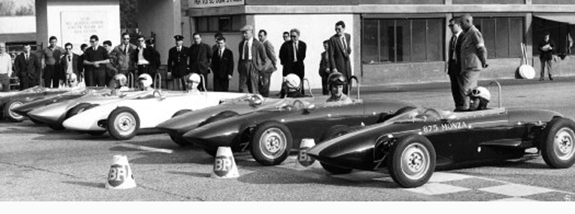 01 1965 Formula 875 1